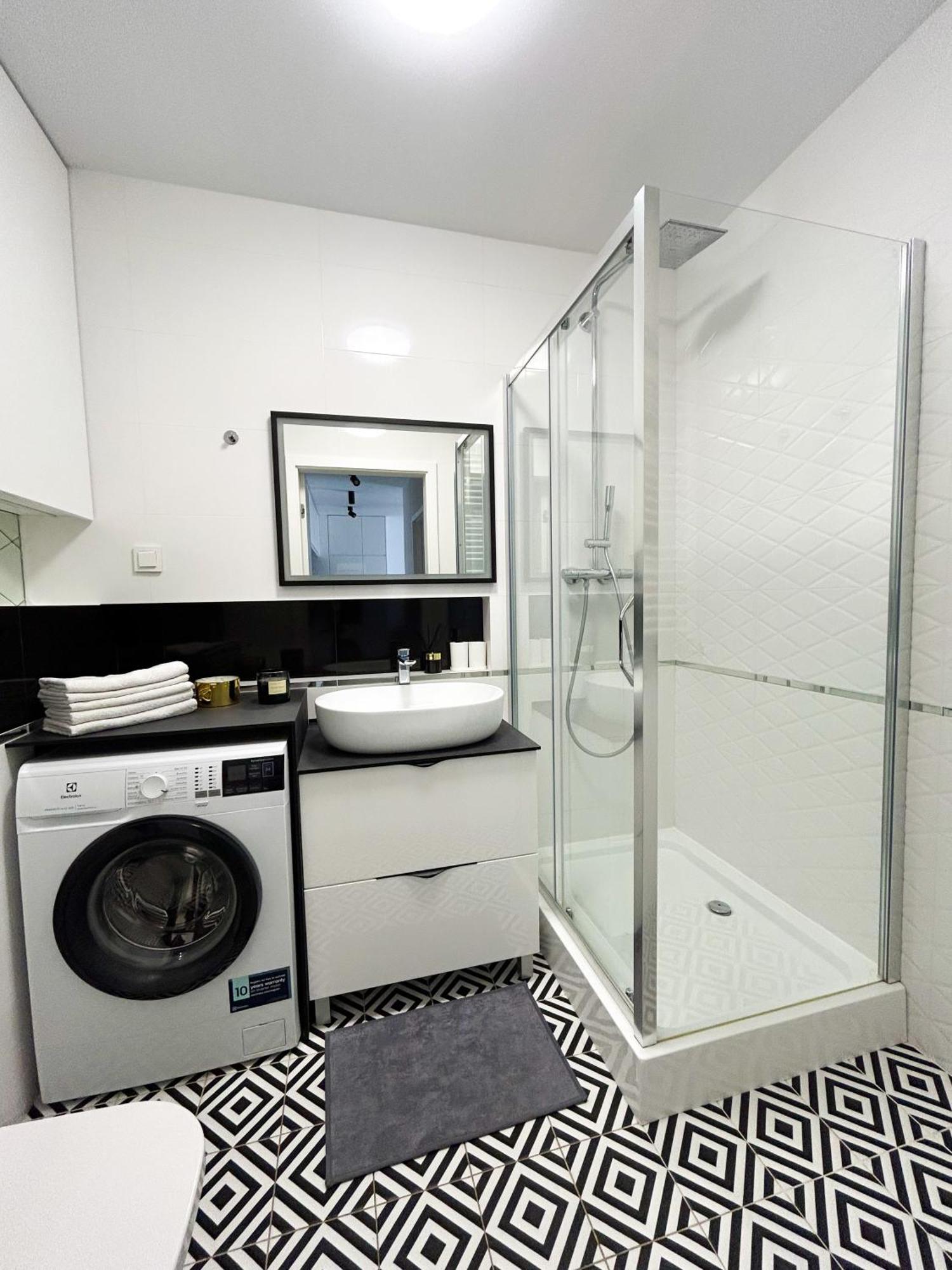 Lumina Stylish 3-Room Apart With Balcony Łódź Exteriör bild